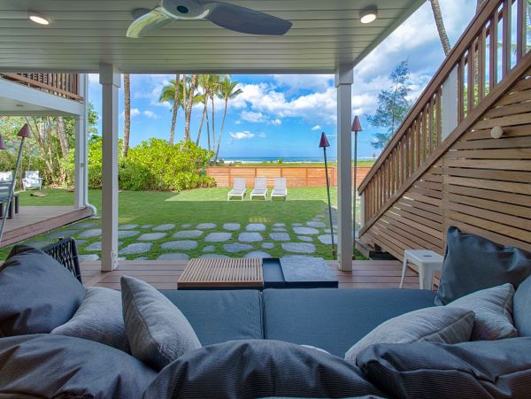 Rare Ocean Side Escape On Kauais Iconic North Shore Rent As Three Bedroom Or Five Bedroom !